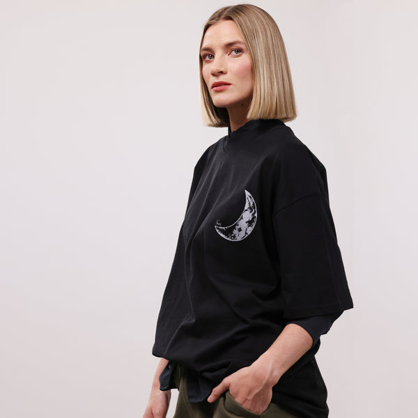 Oversized Unisex T-shirt Black | Moon